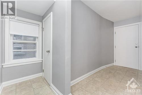 214 Carillon Street, Ottawa, ON - Indoor Photo Showing Other Room