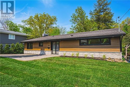 829 Forest Glen Avenue, Burlington, ON - Outdoor With Deck Patio Veranda