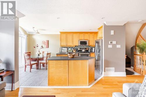 429 Sparkman Avenue, Ottawa, ON - Indoor Photo Showing Other Room