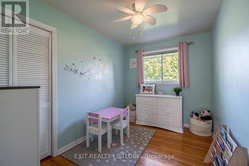 977 Barnardo Avenue, Peterborough (Northcrest), ON - Indoor Photo Showing Bedroom