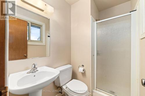 154 Jeffrey Drive, Quinte West, ON - Indoor Photo Showing Bathroom