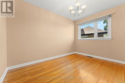 34 Alhart Drive, Toronto, ON - Indoor Photo Showing Other Room