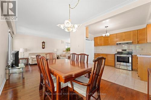 34 Alhart Drive, Toronto, ON - Indoor Photo Showing Dining Room