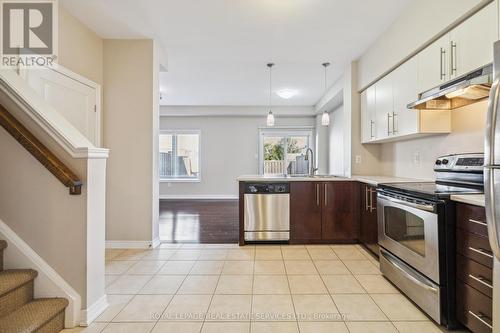 44 - 515 Winston Road, Grimsby, ON - Indoor Photo Showing Kitchen With Upgraded Kitchen