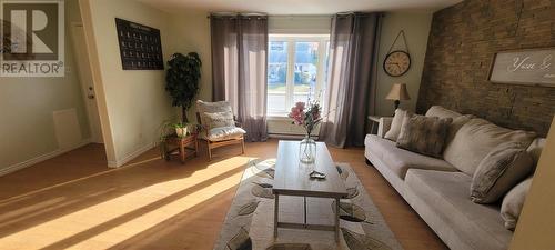 40 Hutchison Ave, Elliot Lake, ON - Indoor Photo Showing Living Room