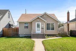 973 Clifton Street  Winnipeg, MB R3G 2Y2