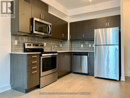 502 - 1486 Bathurst Street, Toronto, ON - Indoor Photo Showing Kitchen