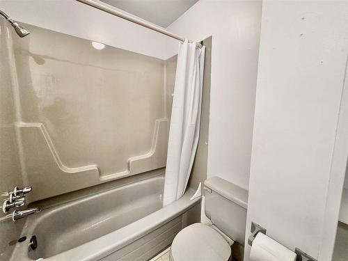 34 Laverendrye Crescent, Marathon, ON - Indoor Photo Showing Bathroom