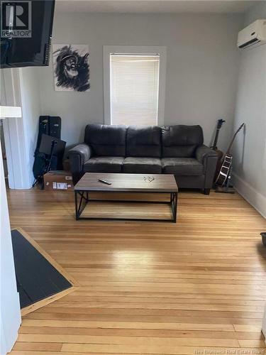 204-206 Bonaccord Street, Moncton, NB - Indoor Photo Showing Living Room