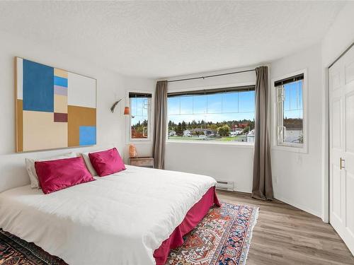 3255 Gilana Pl, Duncan, BC - Indoor Photo Showing Bedroom