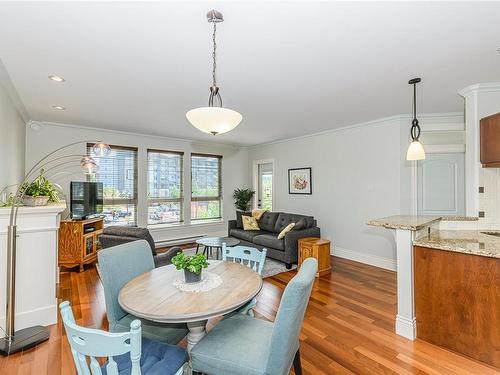 201-755 Goldstream Ave, Langford, BC - Indoor Photo Showing Dining Room