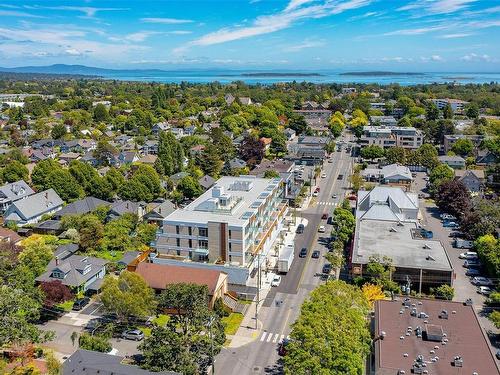 307-1916 Oak Bay Ave, Victoria, BC - Outdoor With View