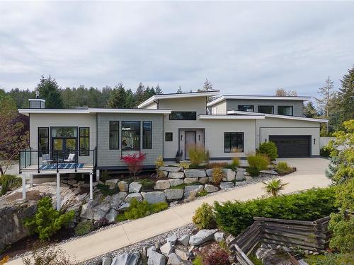 3455 Cambridge Rd, Nanoose Bay, BC 