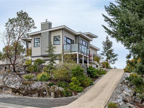 3455 Cambridge Rd, Nanoose Bay, BC 