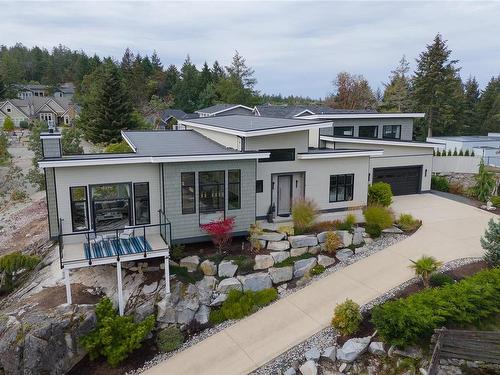 3455 Cambridge Rd, Nanoose Bay, BC 