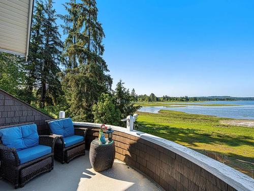 505 Arbutus Bay Rd, Fanny Bay, BC 