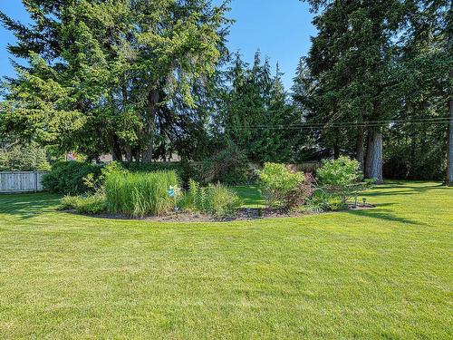 505 Arbutus Bay Rd, Fanny Bay, BC 