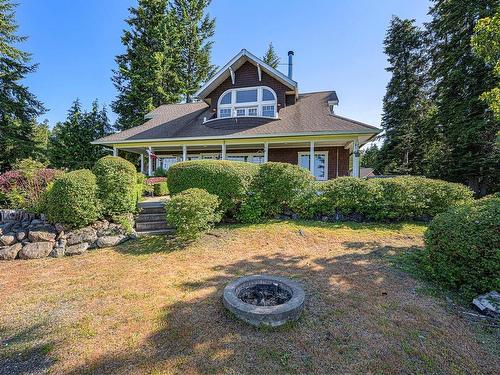 505 Arbutus Bay Rd, Fanny Bay, BC 