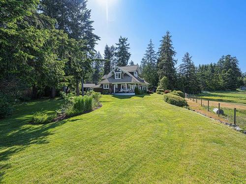 505 Arbutus Bay Rd, Fanny Bay, BC 