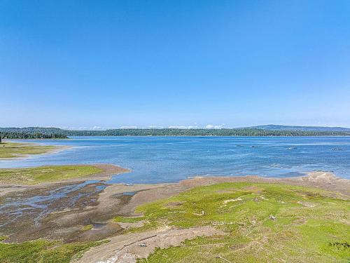 505 Arbutus Bay Rd, Fanny Bay, BC 