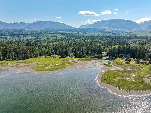 505 Arbutus Bay Rd, Fanny Bay, BC 