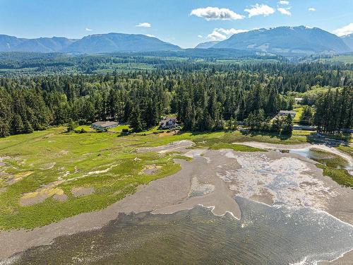 505 Arbutus Bay Rd, Fanny Bay, BC 