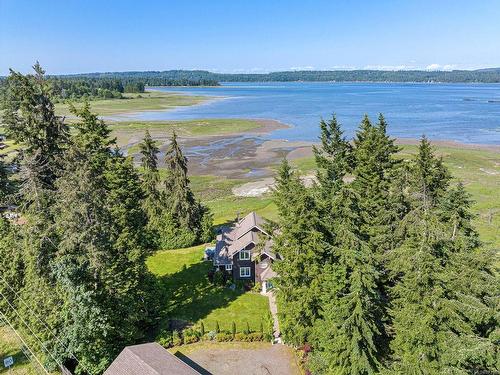 505 Arbutus Bay Rd, Fanny Bay, BC 