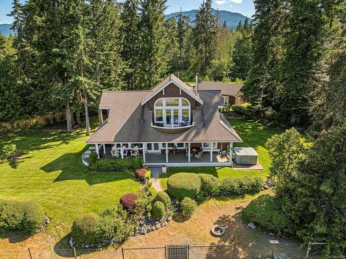 505 Arbutus Bay Rd, Fanny Bay, BC 