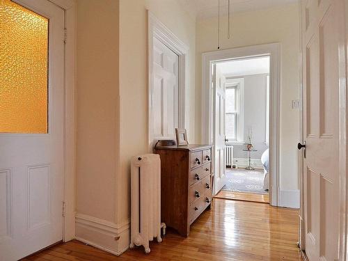 Hall d'entrÃ©e - 315 Av. Olivier, Westmount, QC - Indoor Photo Showing Other Room