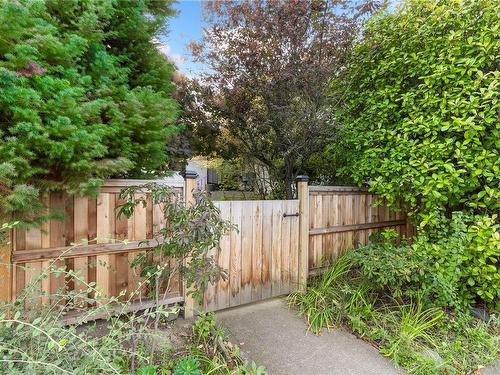 1485 Bay St, Victoria, BC - Outdoor