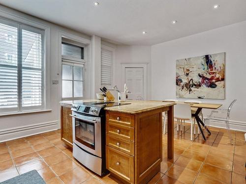 Cuisine - 1-4219 Boul. De Maisonneuve O., Westmount, QC - Indoor Photo Showing Kitchen