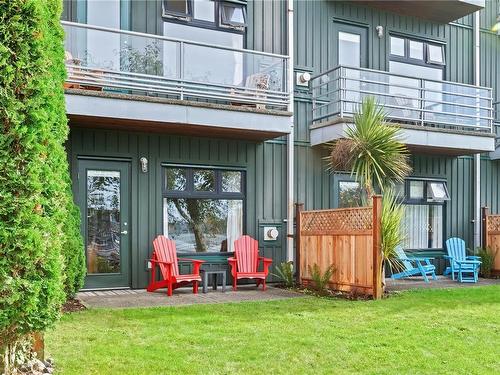 103-230 Main St, Tofino, BC - Outdoor