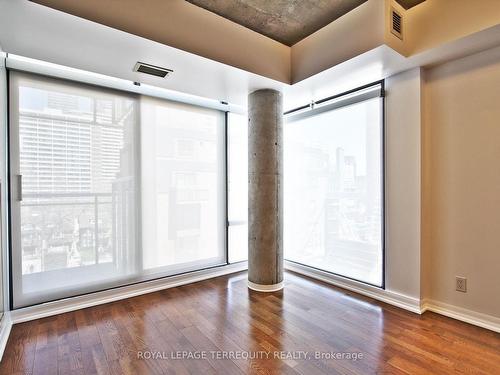 708-22 Wellesley St E, Toronto, ON - Indoor Photo Showing Other Room