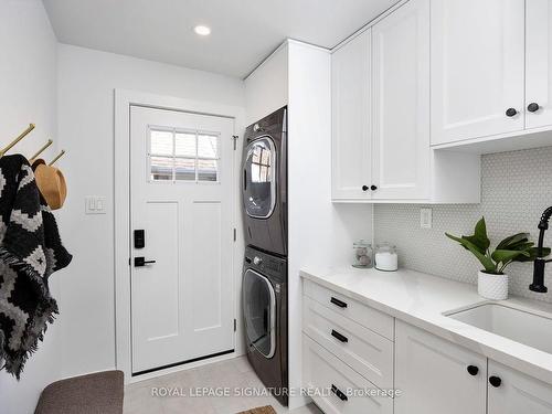 1178 Montrose Abbey Dr, Oakville, ON - Indoor Photo Showing Laundry Room