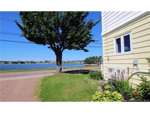 34 Riverside Dr, Shediac, NB 