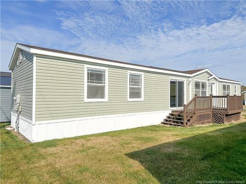 14 Ivory Crt, Woodstock, NB 