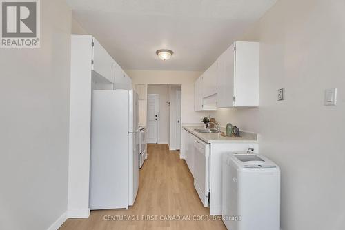 1010 - 600 Grenfell Drive, London, ON - Indoor Photo Showing Laundry Room