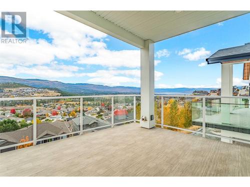 1561 Fairwood Lane, Kelowna, BC - Outdoor With View With Exterior