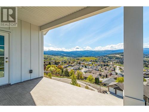 1561 Fairwood Lane, Kelowna, BC - Outdoor With View With Exterior