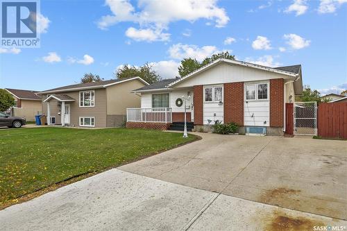 6307 1St Avenue N, Regina, SK - Outdoor With Deck Patio Veranda