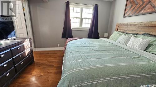 1110 Bothwell Drive, Swift Current, SK - Indoor Photo Showing Bedroom