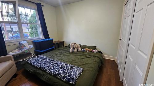 1110 Bothwell Drive, Swift Current, SK - Indoor Photo Showing Bedroom