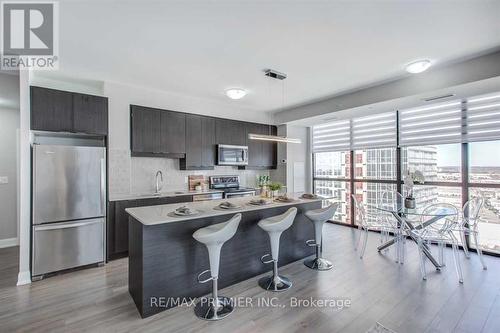 2807 - 2910 Highway 7, Vaughan, ON - Indoor Photo Showing Kitchen With Stainless Steel Kitchen