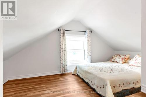 354 Verdun Road, Oshawa (Central), ON - Indoor Photo Showing Bedroom