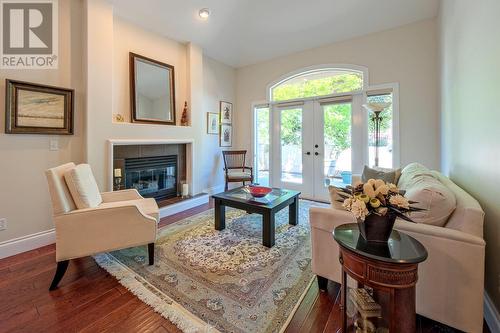 3971 Gallaghers Circle Lot# 44, Kelowna, BC - Indoor Photo Showing Living Room With Fireplace