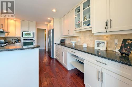 3971 Gallaghers Circle Lot# 44, Kelowna, BC - Indoor Photo Showing Kitchen