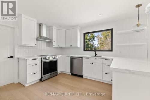 71 Maitland Drive, Belleville, ON - Indoor Photo Showing Kitchen