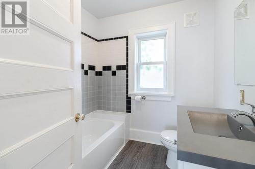 161 Pim St, Sault Ste. Marie, ON - Indoor Photo Showing Bathroom