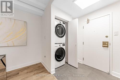 321 - 333 Clark Avenue W, Vaughan, ON - Indoor Photo Showing Laundry Room