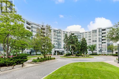 321 - 333 Clark Avenue W, Vaughan, ON - Outdoor With Facade